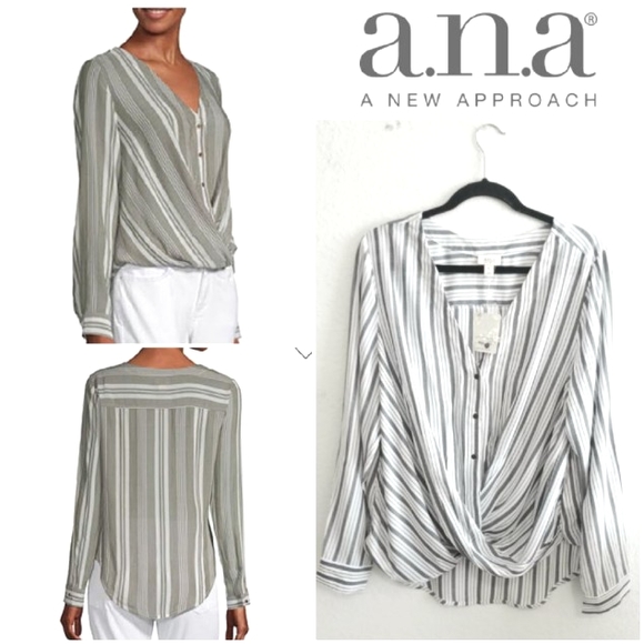 a.n.a Tops - A.n.a a new approach Beach Navy Stripes Vneck Blouse Sz XL